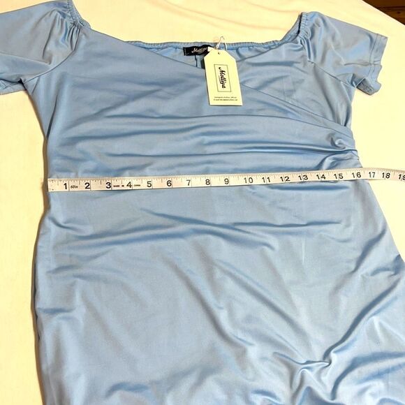 Molliya Powder Blue Long Gown MEDIUM NWT - Picture 9 of 14